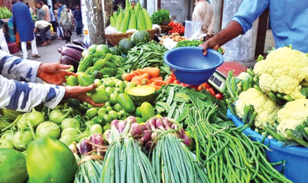 শীতের সবজিতে আর স্বস্তি নেই