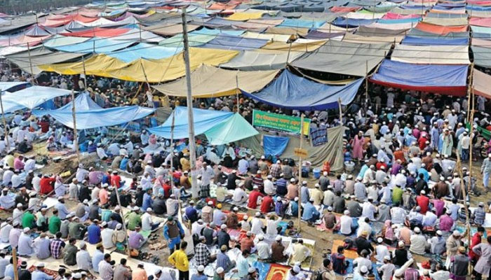 বিশ্ব ইজতেমায় আজ চলছে দ্বিতীয় দিনের বয়ান