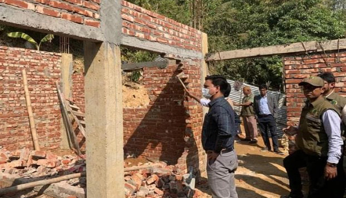 কক্সবাজারে দিনব্যাপী 'এনফোর্সমেন্ট' অভিযান