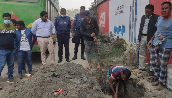 রূপগঞ্জে তিতাসের অভিযানে দেড় হাজার অবৈধ আবাসিক গ্যাস সংযোগ বিচ্ছিন্ন 