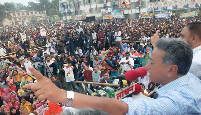 টাকা ছাপিয়ে রাষ্ট্র পরিচালনা শেখ হাসিনার সরকার : আমীর খসরু