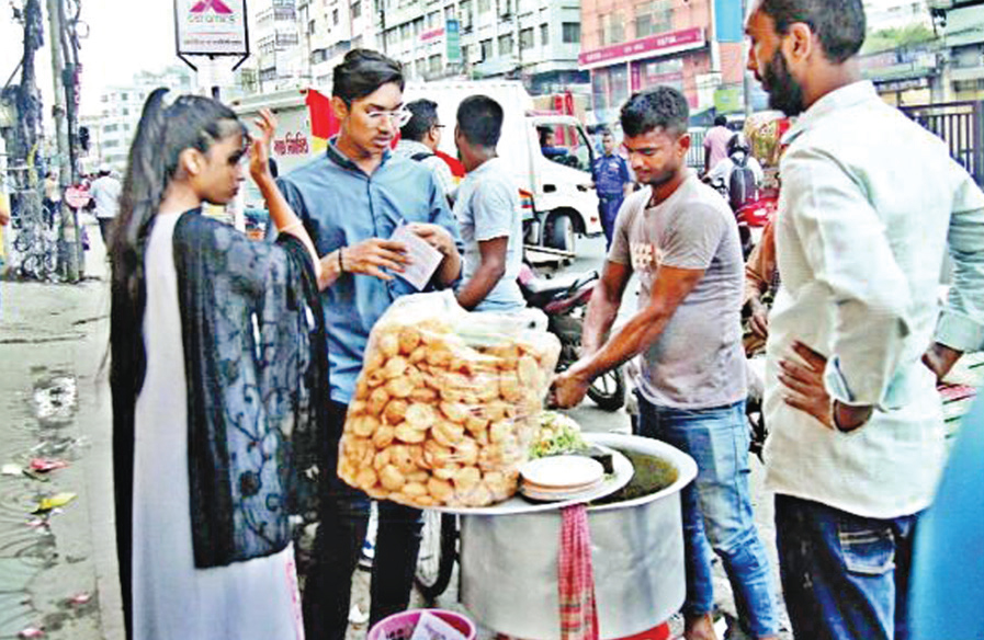 ফুটপাতে খাবার বিক্রি বন্ধ চেয়ে লিগ্যাল নোটিশ