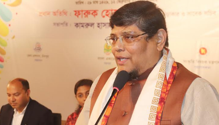 ‘এখনো আমরা তেমন শিশু সাহিত্যের ওপর জোর দিচ্ছি না’