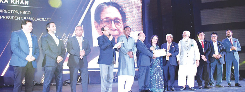 এফবিসিসিআই’র সুবর্ণ জয়ন্তীতে ইবিএলের কো-ব্র্যান্ড কার্ড উদ্বোধন