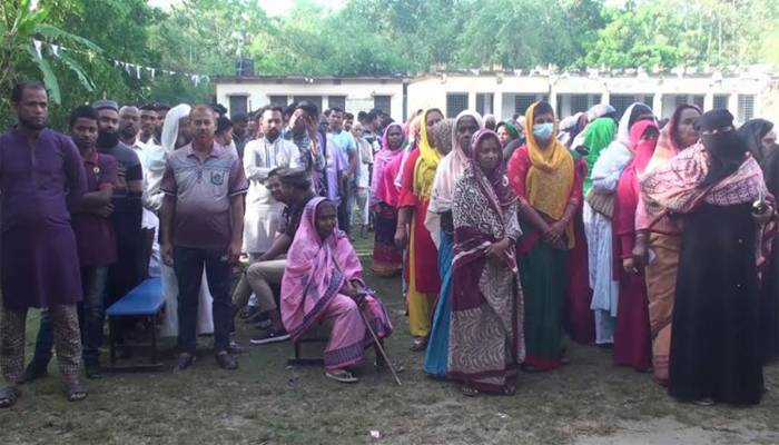 গোপালগঞ্জ সদরের ৬ ইউনিয়ন ও কোটালীপাড়া পৌরসভায় চলছে নির্বাচন 