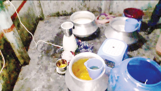 নকল ও ভেজাল দুধে বাজার সয়লাব : হুমকিতে জনস্বাস্থ্য