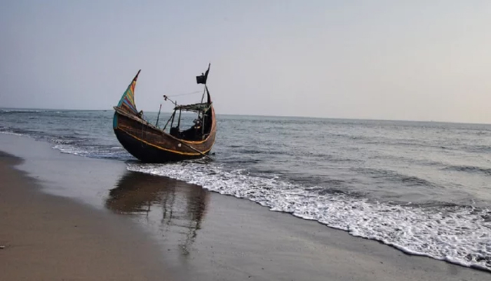 কক্সবাজার সৈকতের পর্যটক সেবার সব কার্যক্রম বন্ধ