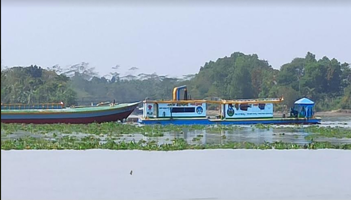 কাউখালীতে অবৈধ বালু উত্তোলন, হুমকির মুখে কয়েকটি গ্রাম