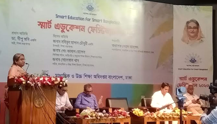 নতুন শিক্ষাক্রমের আলোকে এসএসসি পরীক্ষা ২০২৬ সালে: শিক্ষামন্ত্রী