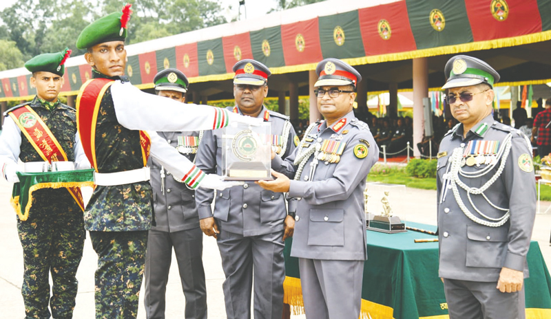 আনসারদের মৌলিক প্রশিক্ষণ সমাপনী কুচকাওয়াজ অনুষ্ঠিত