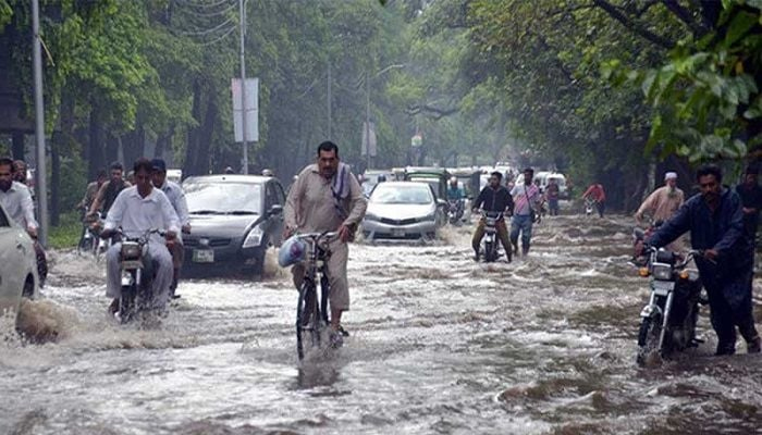 পাকিস্তানে প্রবল বর্ষণে নিহত ২৫