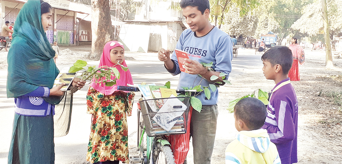 সবুজ পৃথিবী গড়ার স্বপ্ন দেখেন তেঁতুলিয়ার পরিবেশকর্মী মামুন