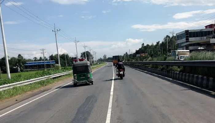 বঙ্গবন্ধু সেতু-ঢাকা মহাসড়কে ঈদযাত্রা নির্বিঘ্নে করতে নানা পদক্ষেপ