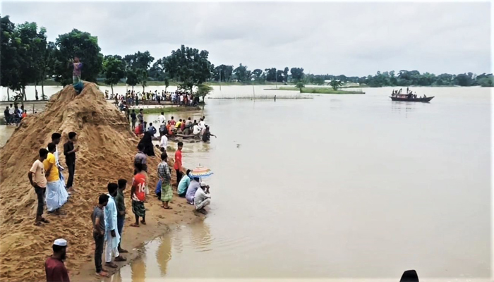 নেত্রকোণায় নৌকা ডুবি: ১ শিশুর মরদেহ উদ্ধার, নিখোঁজ ২