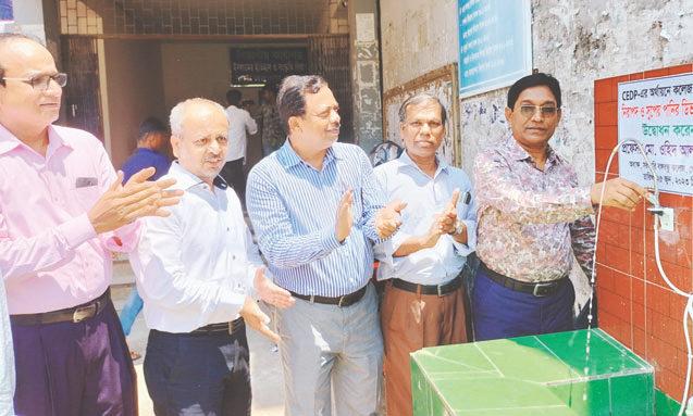 গোপালগঞ্জে সুপেয় পানি পাচ্ছে ১৭ হাজার শিক্ষার্থী