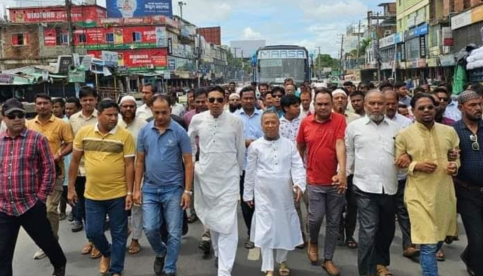 দিনভর রাজপথে তৎপর এমপি জাফরের নেতৃত্ব আওয়ামী লীগের নেতাকর্মীরা