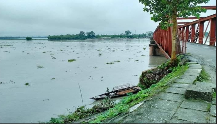 ভূরুঙ্গামারীতে বিপদসীমার উপর দুধকুমার নদের পানি, বন্যার আশঙ্কা 