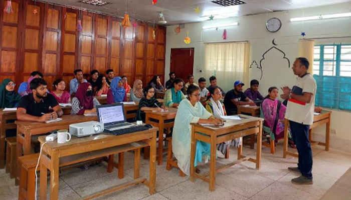 রবীন্দ্র বিশ্ববিদ্যালয়ে ক্লাস শুরু, আনন্দিত শিক্ষার্থীরা