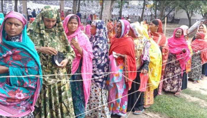 সিরাজগঞ্জে শান্তিপূর্ণভাবে ভোটগ্রহণ অনুষ্ঠিত, চলছে ভোট গণনা 