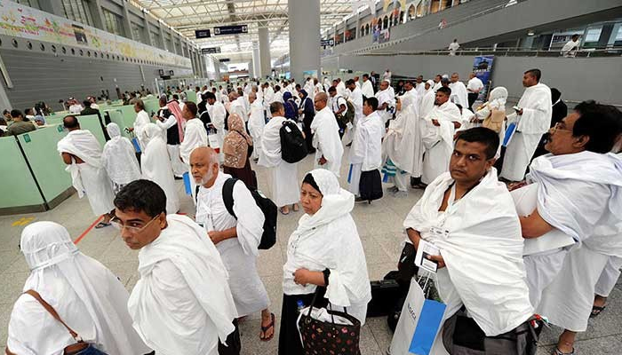 হজ পালন শেষে দেশে ফিরেছেন ৭৫ হাজার ৫২৪ হাজি