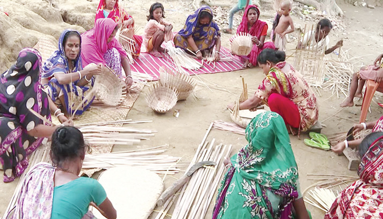 বিলুপ্তির পথে কুমিল্লার বাঁশ-বেতশিল্প