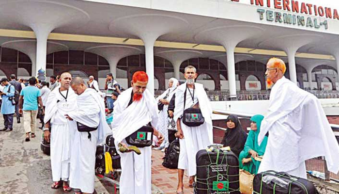 সৌদি থেকে দেশে ফিরেছেন ১ লাখ ২২৩ হাজি