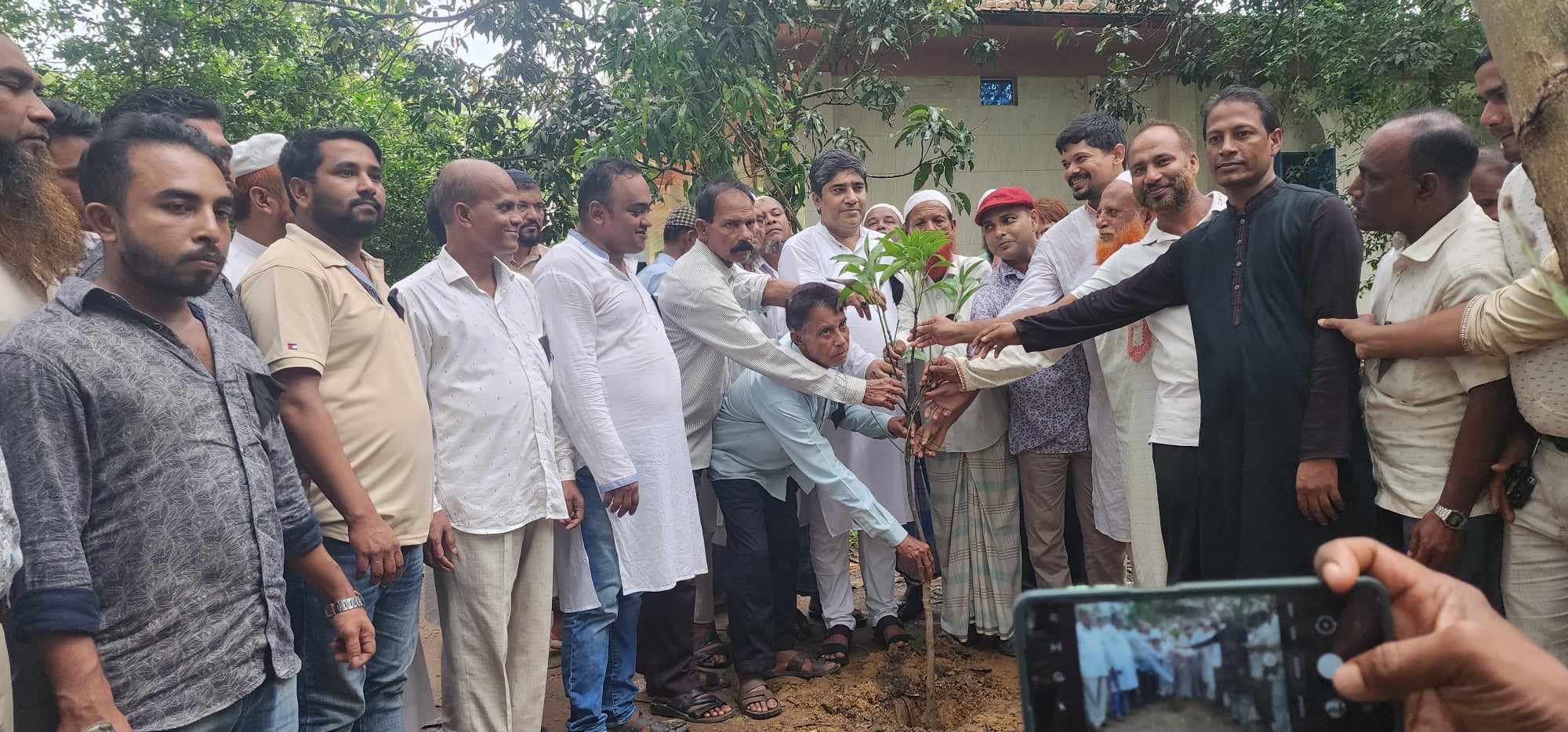 বঙ্গবন্ধু ছিলেন পরিবেশ ও প্রকৃতি প্রেমিক : নজিবুল ইসলাম