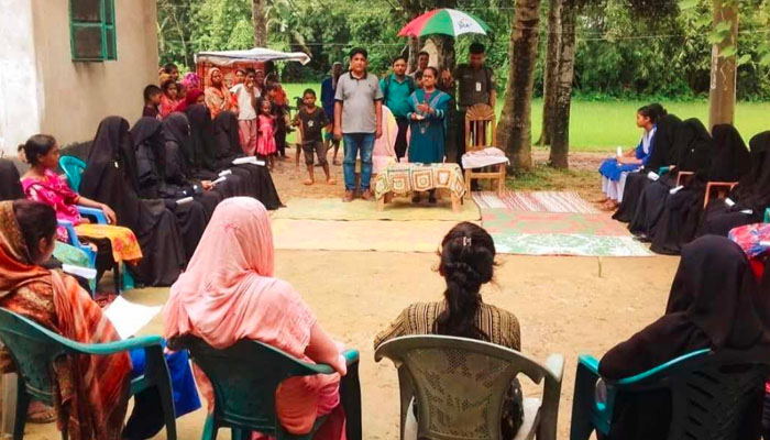 হালুয়াঘাটে কিশোরীদের জীবন দক্ষতা উন্নয়ন প্রশিক্ষণ