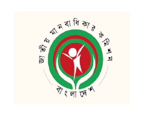 পুলিশ কর্মকর্তার এমন আচরণ নীতিবিরোধী