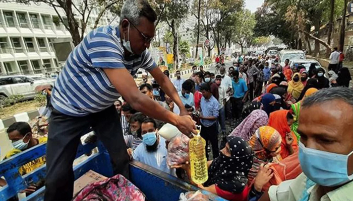 আজ থেকে নির্ধারিত ১ কোটি পরিবার টিসিবির পণ্য পাবে