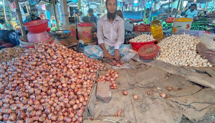 আলু শূন্য কাপাসিয়া বাজার, বিপাকে সাধারন মানুষ 