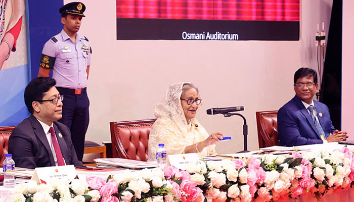 রিজার্ভ নিয়ে অত চিন্তার কিছু নেই : প্রধানমন্ত্রী