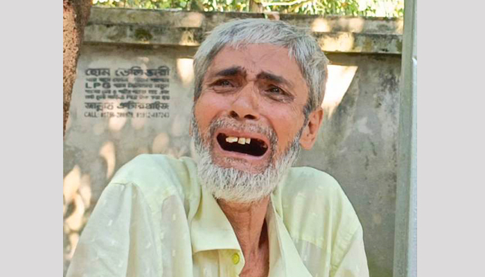 রায়পুরায় দুই ছেলের বিরুদ্ধে থানায় বাবার অভিযোগ