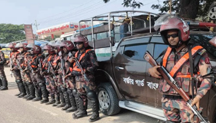 পোশাক কারখানার নিরাপত্তা জোরদার, ৪৪ প্লাটুন বিজিবি মোতায়েন