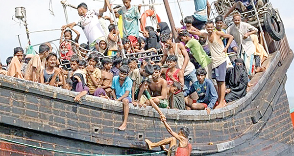 তিন নৌকায় ইন্দোনেশিয়া পৌঁছাল ৫ শতাধিক রোহিঙ্গা