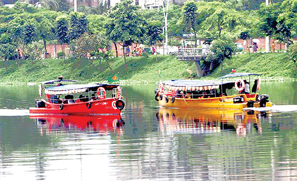 অবরোধে স্বাভাবিক হাতিরঝিলের ওয়াটারবাস সার্ভিস