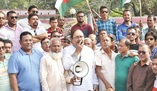 জনগণ বিএনপি-জামায়াতের অবরোধ প্রত্যাখ্যান করেছে