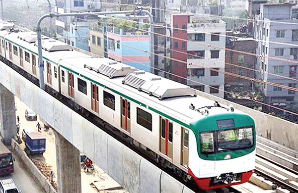 হরতাল-অবরোধে স্বস্তির বাহন মেট্রোরেল