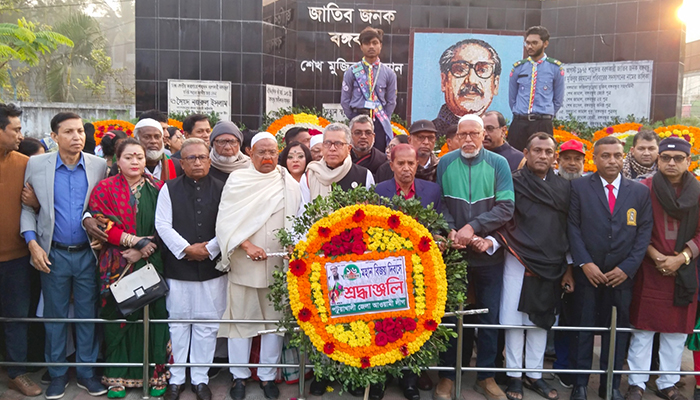 পটুয়াখালীতে যথাযোগ্য মর্যাদায় বিজয় দিবস পালিত