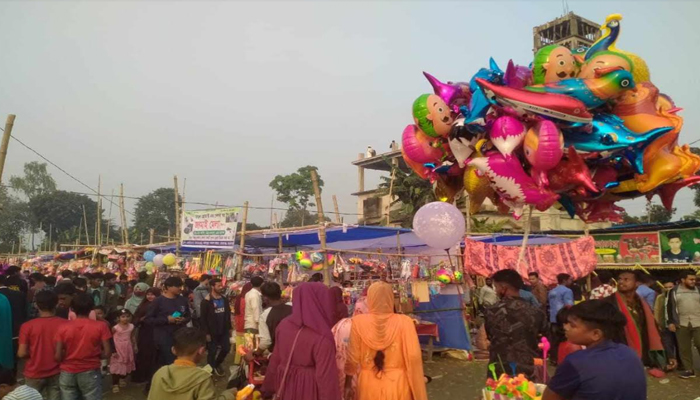 ঘুরে আসুন জামালপুরের ঐতিহ্যবাহী 'জামাই মেলা' 