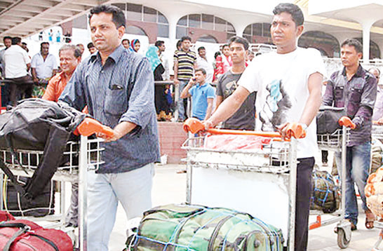 কর্মসংস্থানের জন্য প্রতি ঘণ্টায় বিদেশ যান ১৫২ জন