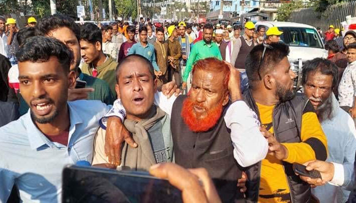 বরিশালে প্রধানমন্ত্রীর নির্বাচনী জনসভায় দুই গ্রুপের সংঘর্ষ, নিহত ১