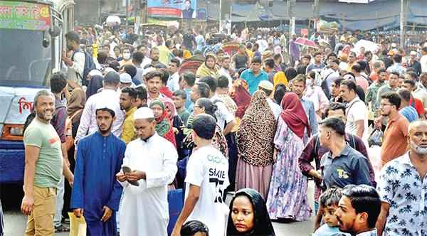 ভোটের টানে ঢাকা ছাড়ছে মানুষ