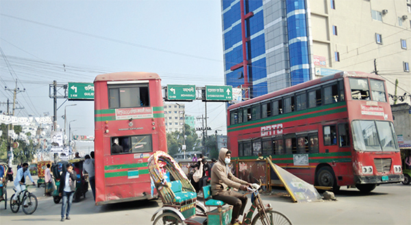 হরতালের প্রভাব নেই বাবুবাজার ব্রিজে