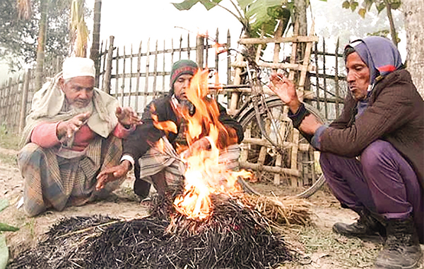 শীতে কাঁপছে উত্তরাঞ্চল