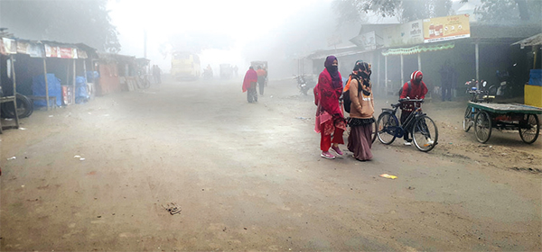 তাপমাত্রা ৮.৭ ডিগ্রি স্কুল বন্ধ ঘোষণা