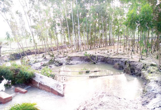 দুই কোটি টাকার বেশি ফসল তলিয়ে গেছে