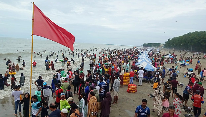 কক্সবাজার সমুদ্র সৈকতে দুই পয়েন্টে ‘বঙ্গবন্ধু বীচ’ ও ‘বীর মুক্তিযোদ্ধা বীচ’ নামকরণ