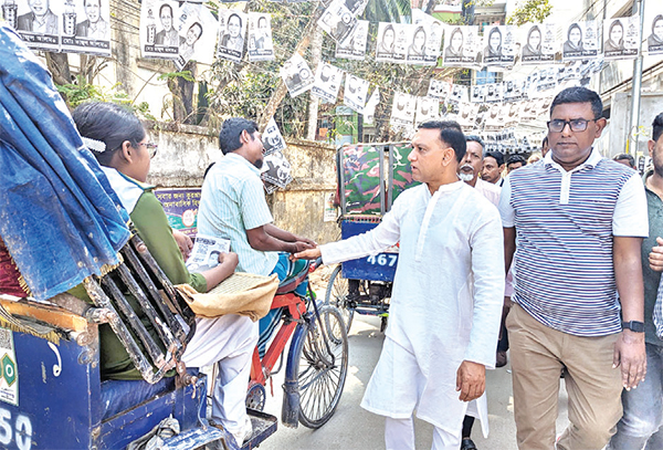 মসিক নির্বাচনে শেষ মুহূর্তের প্রচারণায় ব্যস্ত প্রার্থীরা