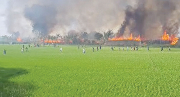 কুষ্টিয়ায় চার কিমি. এলাকাজুড়ে আগুন